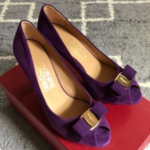 🌸NEW Salvatore Ferragamo suede open toe heel 8